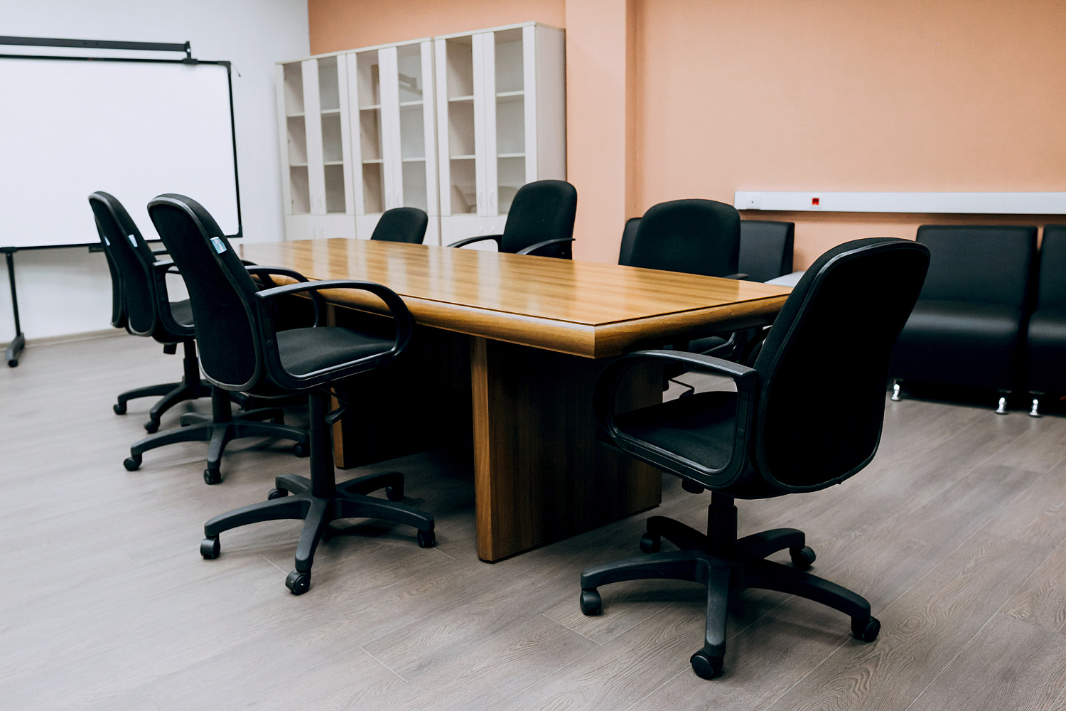 Переговорная комната